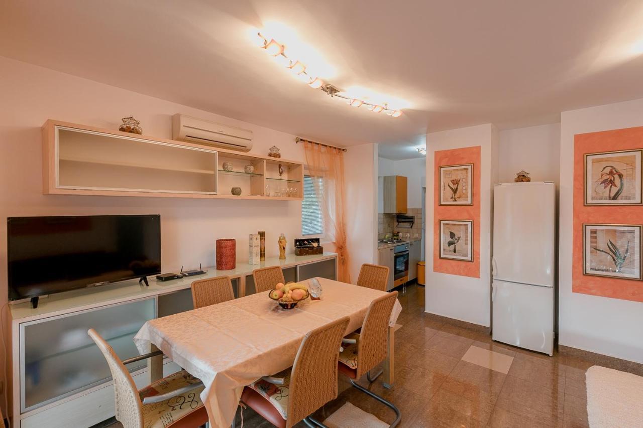 Palm Point Apartment Petrovac المظهر الخارجي الصورة
